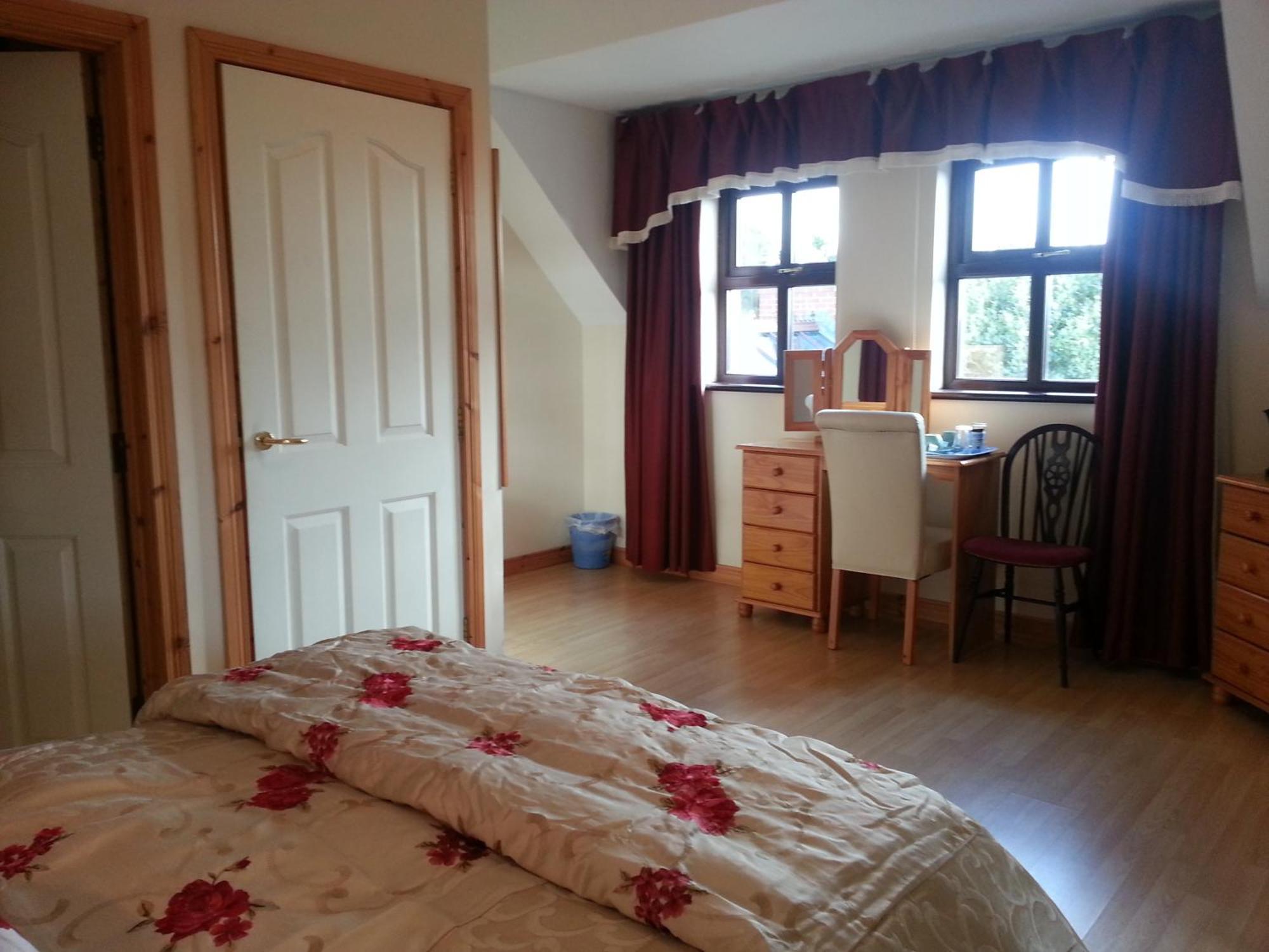 Glenmore House Casa rural Ballycastle